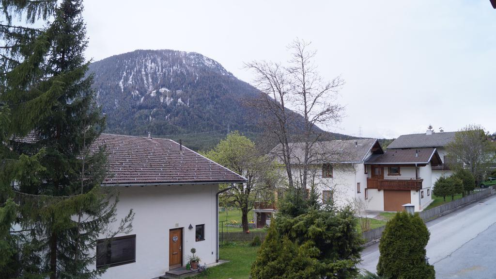 Pension Alpina Silz Habitación foto